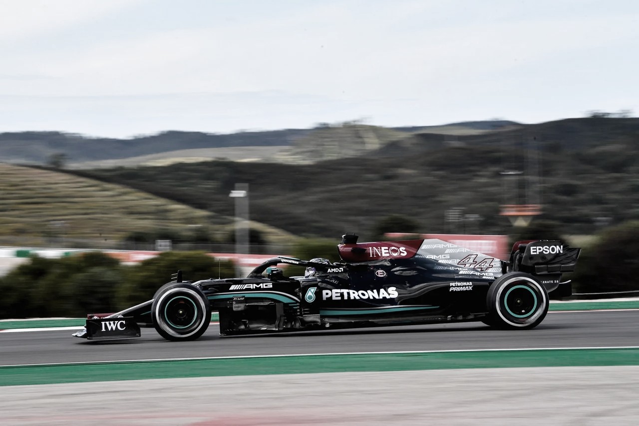 Mercedes domina en Portugal
