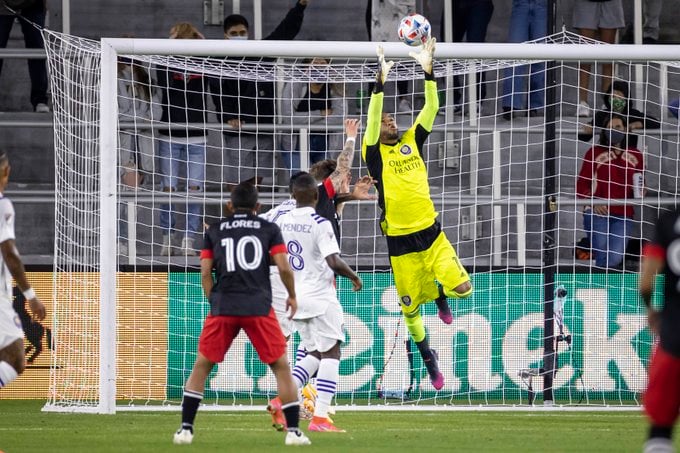 Orlando City Takes All 3 Points on the Road Against DC United