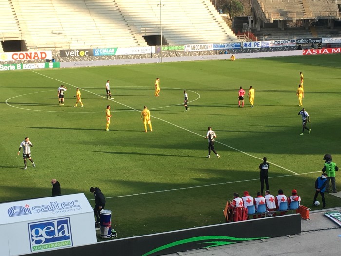 Serie B - Vido espugna il Del Duca, Ascoli KO (1-2)