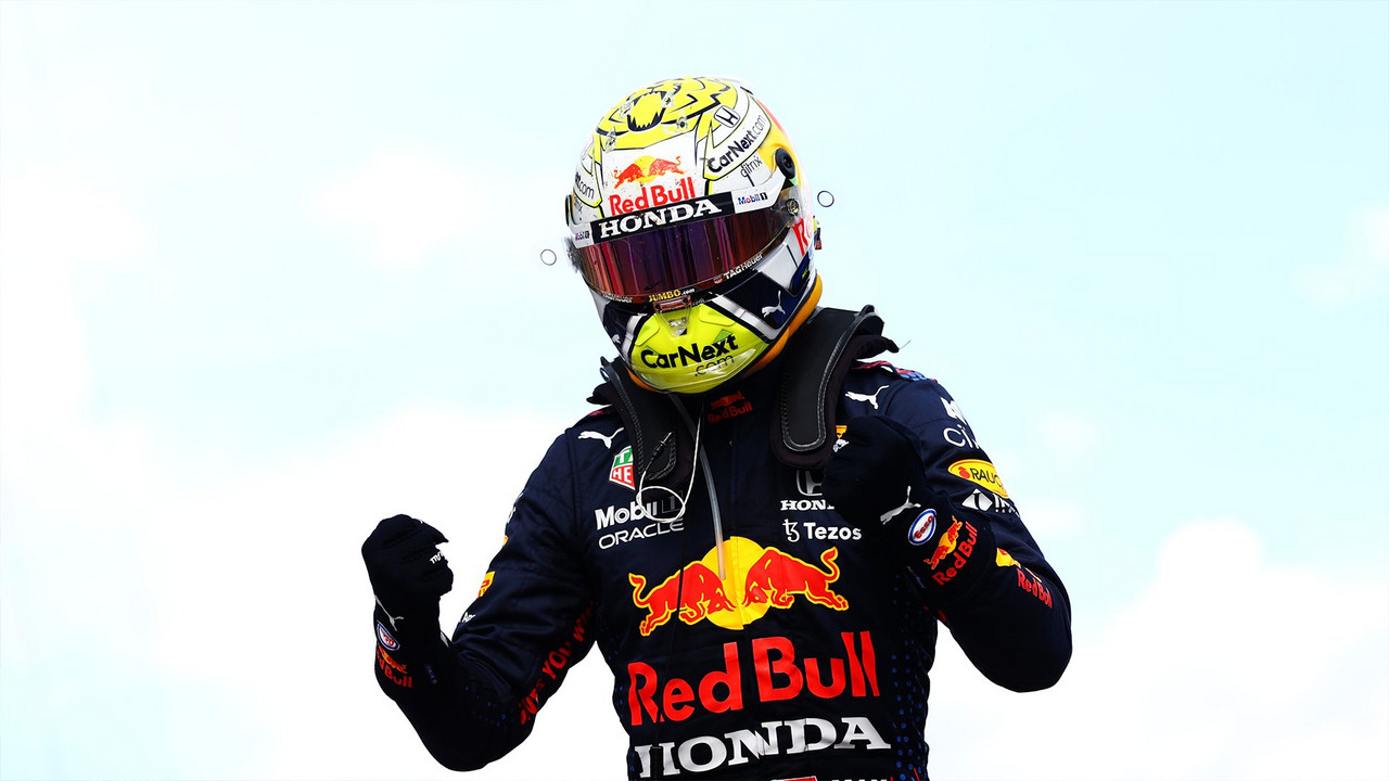 Max Verstappen gana en Austria y es más líder que nunca; Pérez termina en cuarto puesto