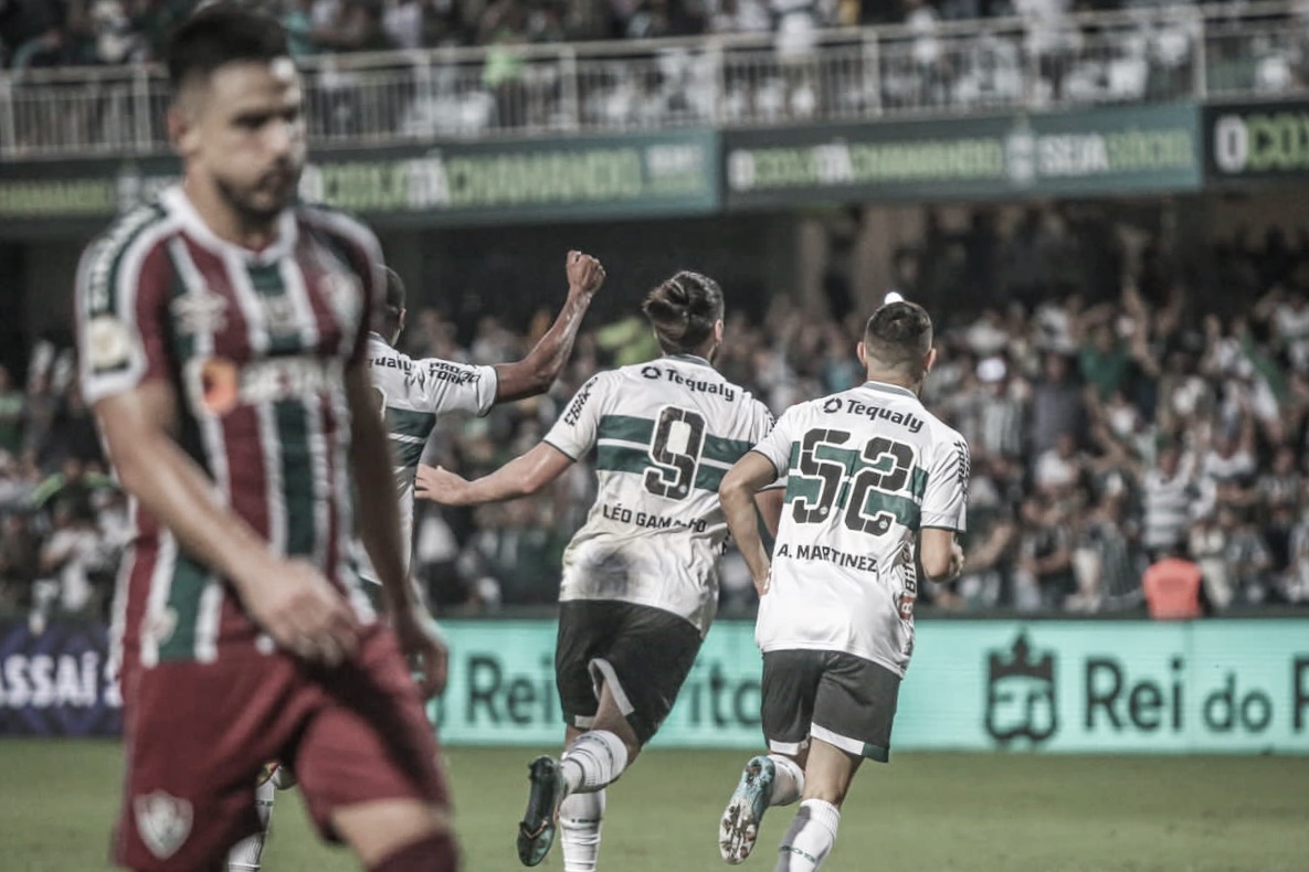 Fluminense abre vantagem, mas Coritiba reage e arranca virada