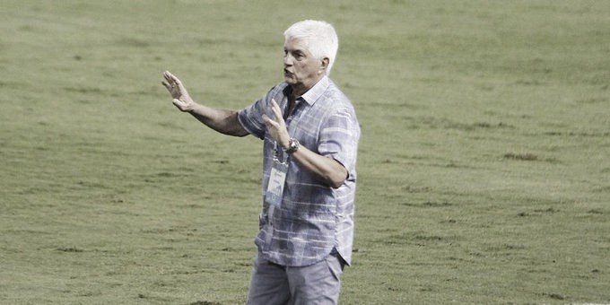 Julio
Comesaña: “Patriotas jugó mejor que nosotros, mereció el triunfo” Julio
Comesaña: “Patriotas jugó mejor que nosotros, mereció el triunfo”