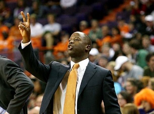 College Of Charleston Hires New Basketball Coach