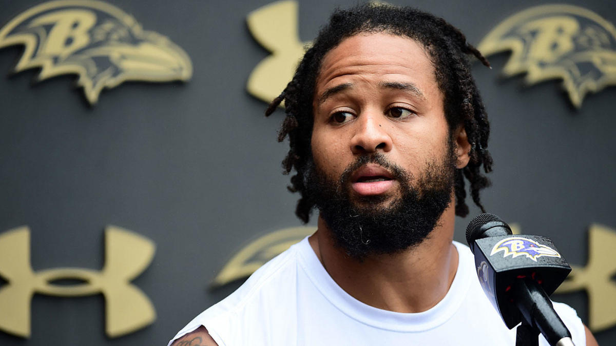 Earl Thomas reportedly held at gunpoint by wife amid caught cheating