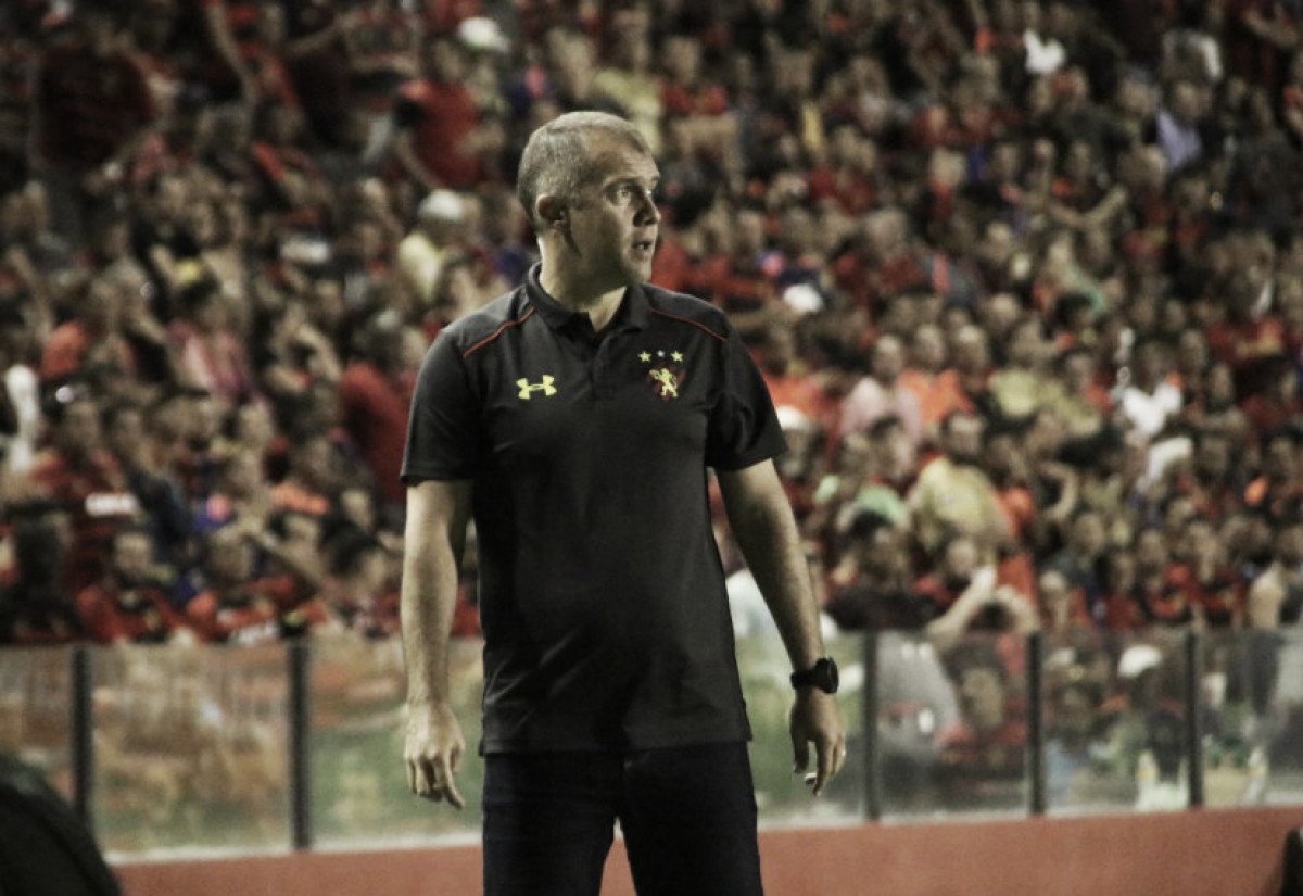 Eduardo Baptista lamenta derrota do Sport para o América-MG: ''Foi doída'' Eduardo Baptista lamenta derrota do Sport para o América-MG: ''Foi doída''