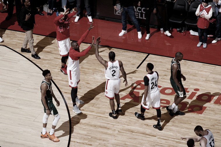 Playoffs NBA: Los Raptors ganan y empatan la serie 