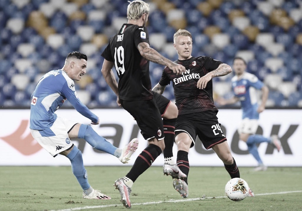 Napoli vira sobre Milan, porém cede empate com gol de pênalti Napoli vira sobre Milan, porém cede empate com gol de pênalti