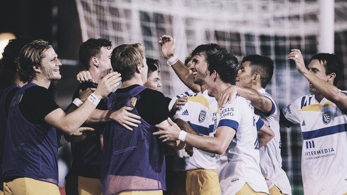 San Jose Earthquakes avanza
a paso firme San Jose Earthquakes avanza
a paso firme