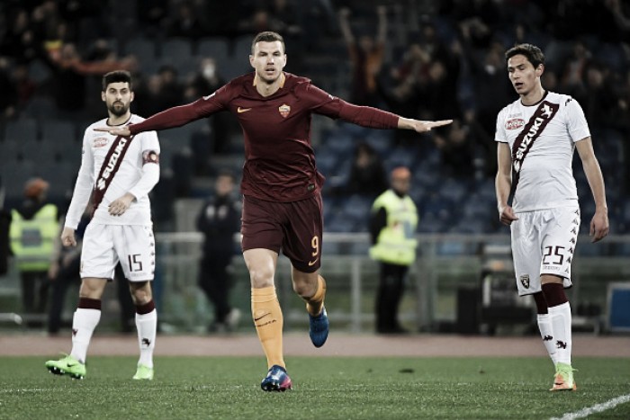 Dzeko marca pelo oitavo jogo consecutivo e ajuda Roma a bater Torino