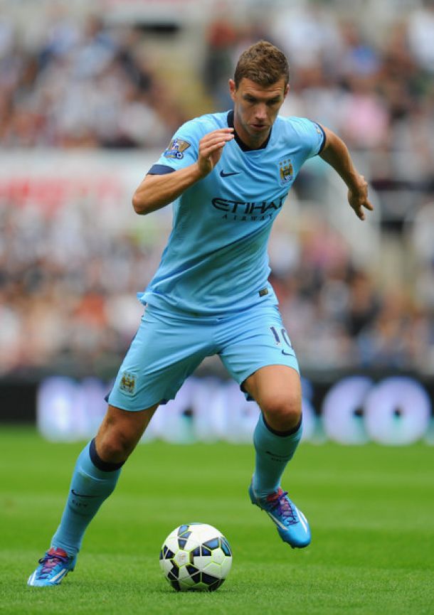 Edin Džeko signs new four-year deal with Manchester City