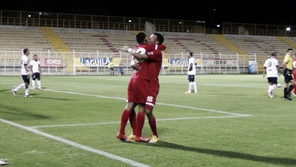 Sobre el final, Fortaleza consiguió quedarse con la victoria frente a Unión Sobre el final, Fortaleza consiguió quedarse con la victoria frente a Unión