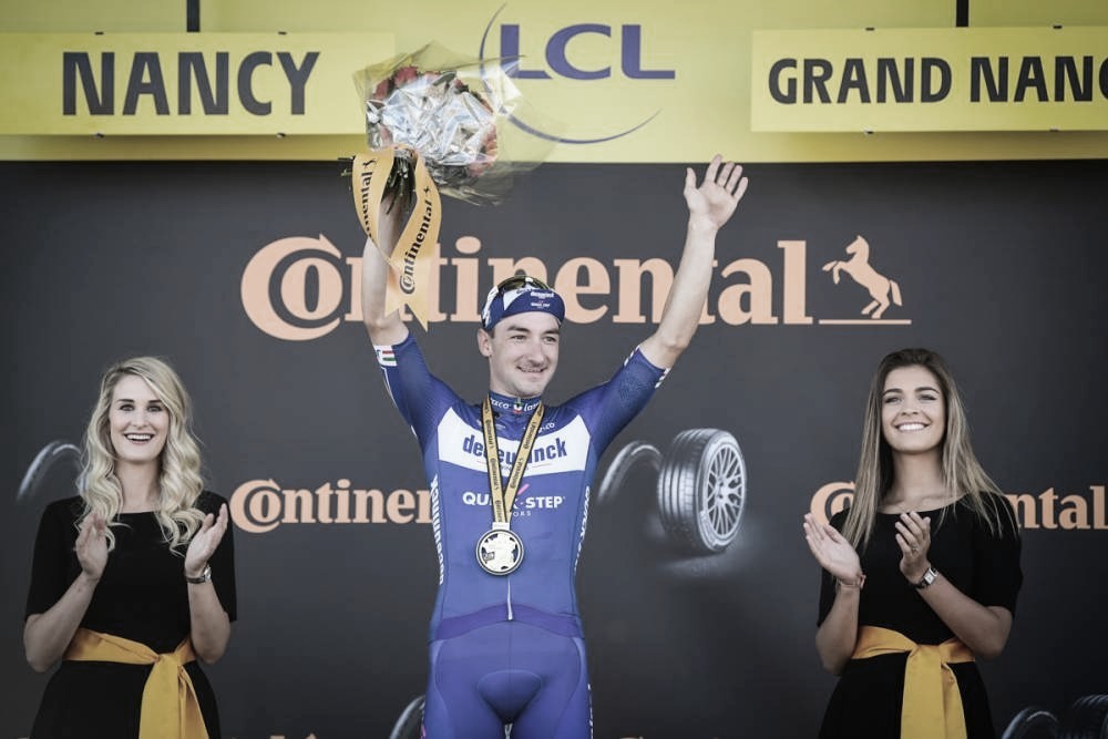 Italiano Elia Viviani vence primeira etapa no sprint do Tour de France