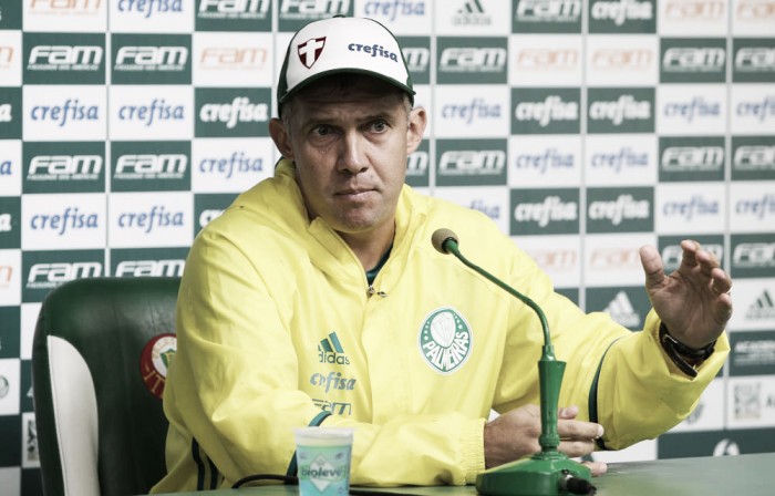Eduardo Baptista analisa postura do Palmeiras em campo e elogia Felipe Melo