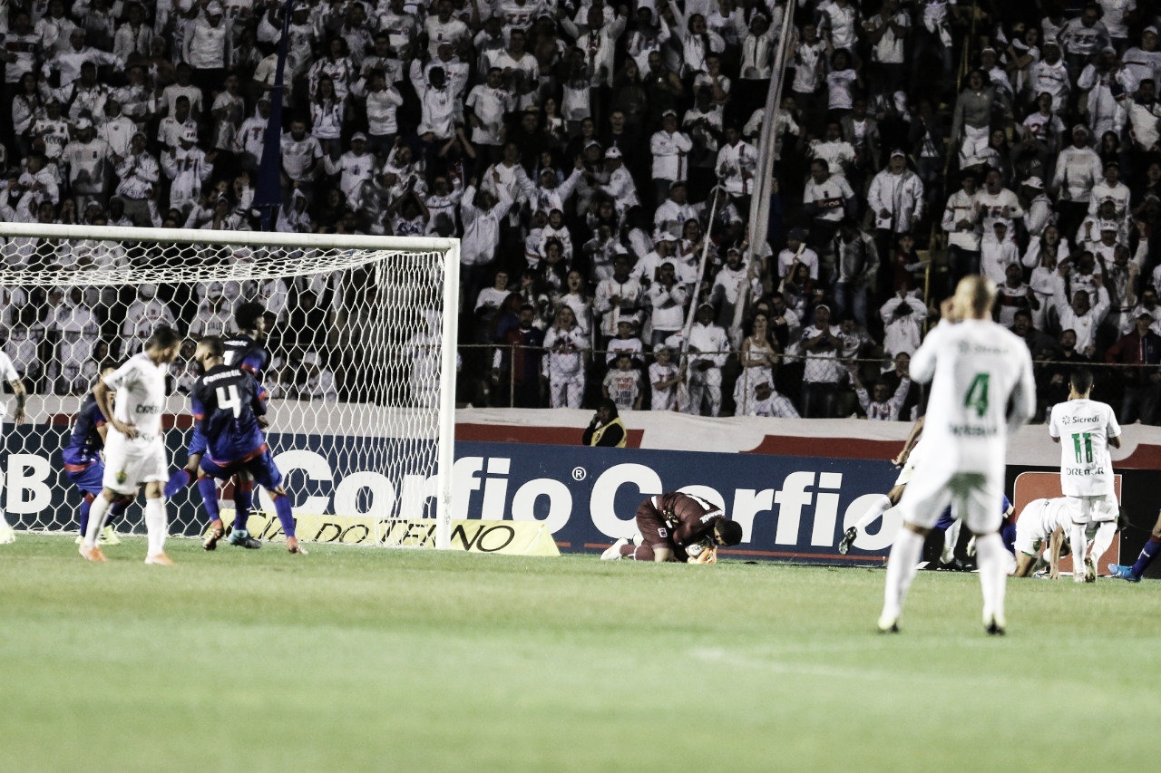 Cuiabá perde pênalti no fim e fica no empate sem gols com Paraná Cuiabá perde pênalti no fim e fica no empate sem gols com Paraná