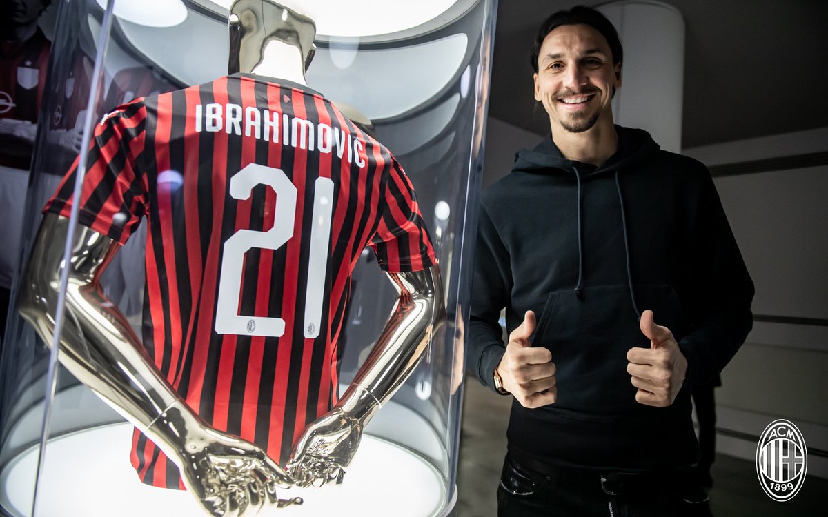 Ibrahimovic si presenta: "Sognavo di tornare al Milan"