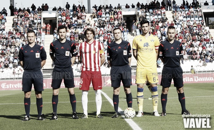 Fotos e imágenes del Almería 1-1 Alcorcón, jornada 33 de la Liga Adelante