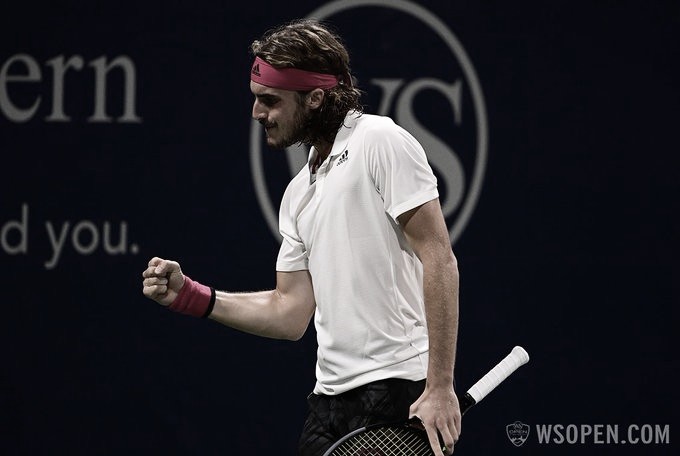 Em partida de dois tie-breaks, Tsitsipas derrota Isner e vai às quartas em Cincinnati Em partida de dois tie-breaks, Tsitsipas derrota Isner e vai às quartas em Cincinnati