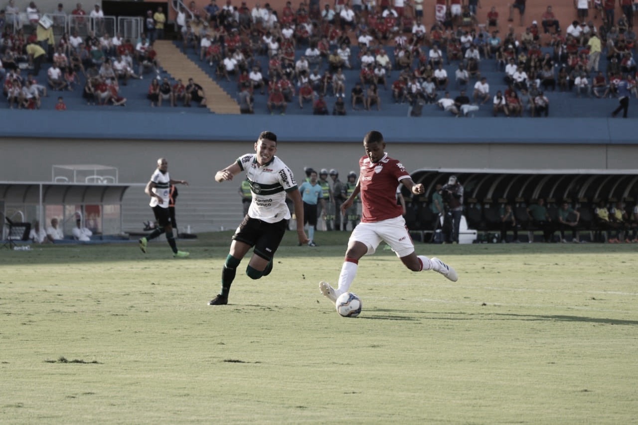 Coritiba garante empate contra o Vila Nova e se mantém no G-4 da Série B Coritiba garante empate contra o Vila Nova e se mantém no G-4 da Série B
