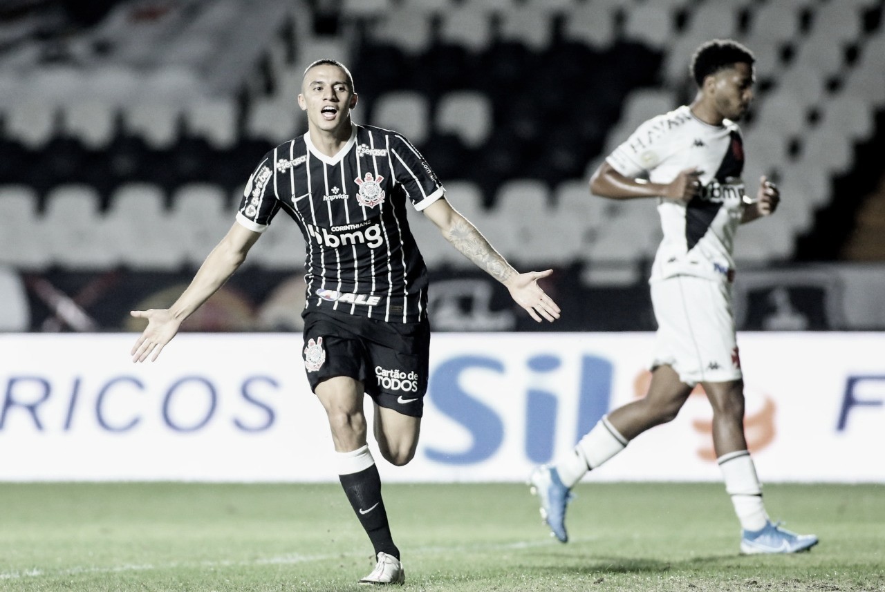 Mantuan comemora primeiro gol com a camisa do Corinthians: "Sentimento inexplicável"