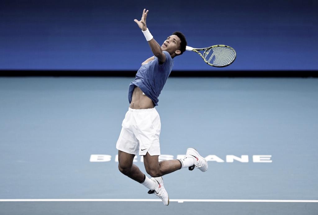Jogando em alto nível, Canadá bate Grécia e estreia com o pé direito na ATP Cup Jogando em alto nível, Canadá bate Grécia e estreia com o pé direito na ATP Cup