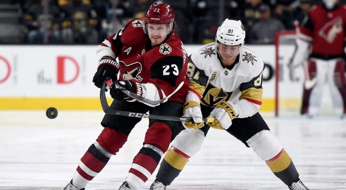 Arizona Coyotes: Five reasons to sign Oliver Ekman-Larsson