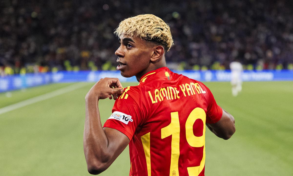 Lamine Yamal se tiñe de oro - VAVEL España