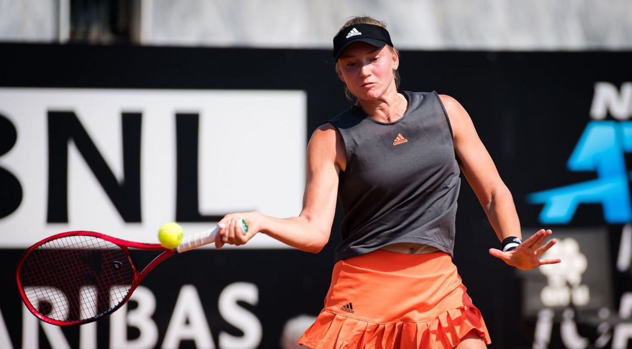 WTA Rome Day 1 wrapup: Rybakina, Mertens cruise; Riske, Vekic upset