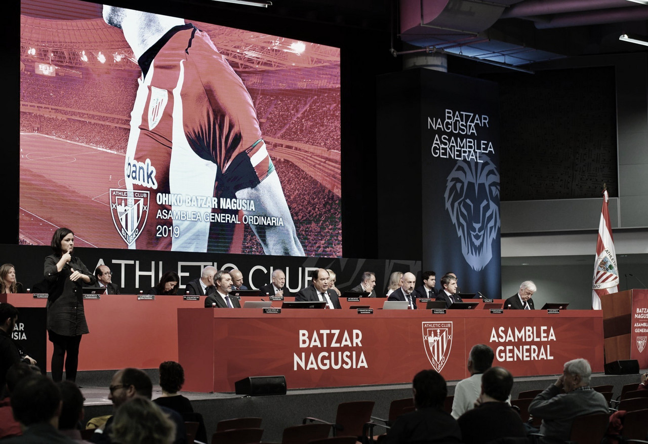 El Athletic convoca la Asamblea de compromisarios/as el 27
de diciembre de forma telemática El Athletic convoca la Asamblea de compromisarios/as el 27
de diciembre de forma telemática