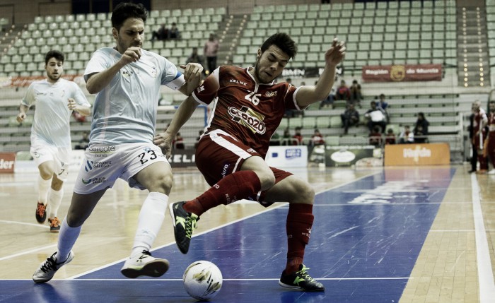 Santiago Futsal asalta Murcia