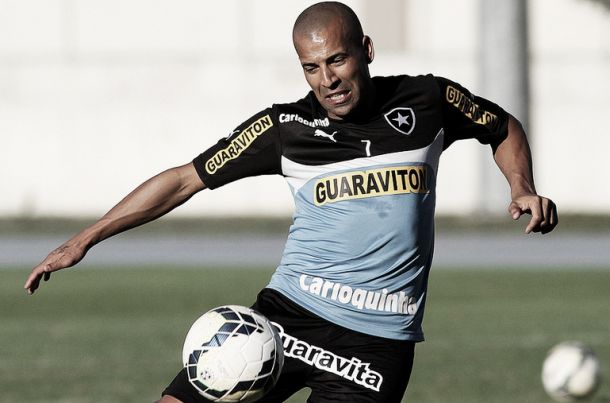Emerson Sheik é punido com três jogos pelo STJD e Botafogo irá pedir efeito suspensivo