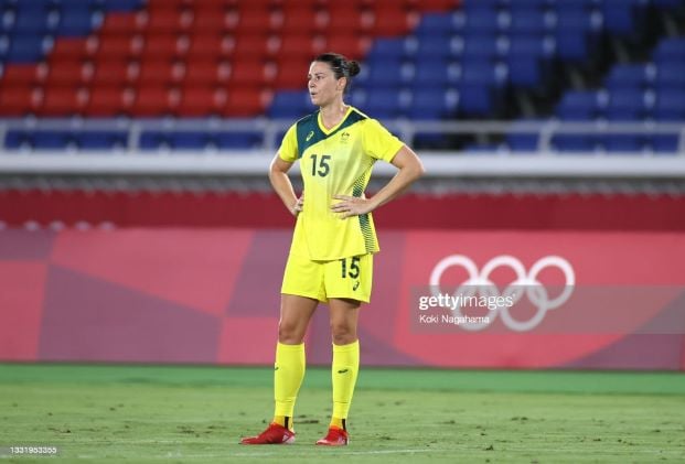 Emily Gielnik and Ruesha Littlejohn sign for Aston Villa Women