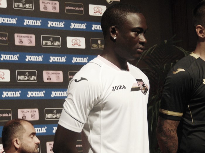Palermo, la carica di Embalo: "Voglio fare bene e giocare titolare"