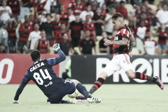 Zé Ricardo mostra frustração por empate e diz que "bola puniu" Flamengo