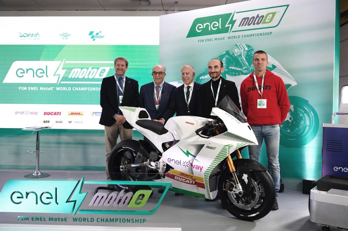 La nueva era del campeonato FIM Enel MotoE ha llegado