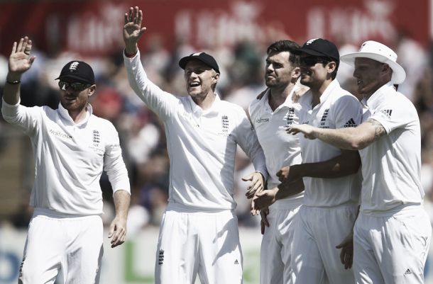Dominant England on course for victory