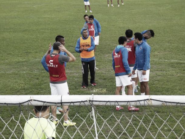 Bajo el viento, Veracruz ya se concentra en Santos Bajo el viento, Veracruz ya se concentra en Santos