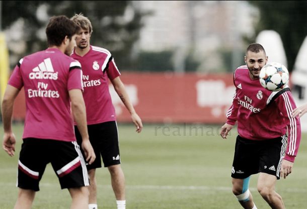 Benzema vuelve con el grupo para preparar el partido ante la Juventus
