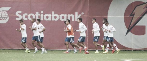 Chivas recupera a sus defensores