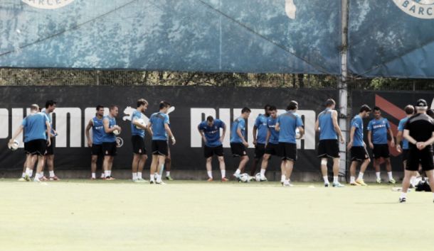 Stuani, Héctor Moreno, Torje y Córdoba, con el grupo Stuani, Héctor Moreno, Torje y Córdoba, con el grupo