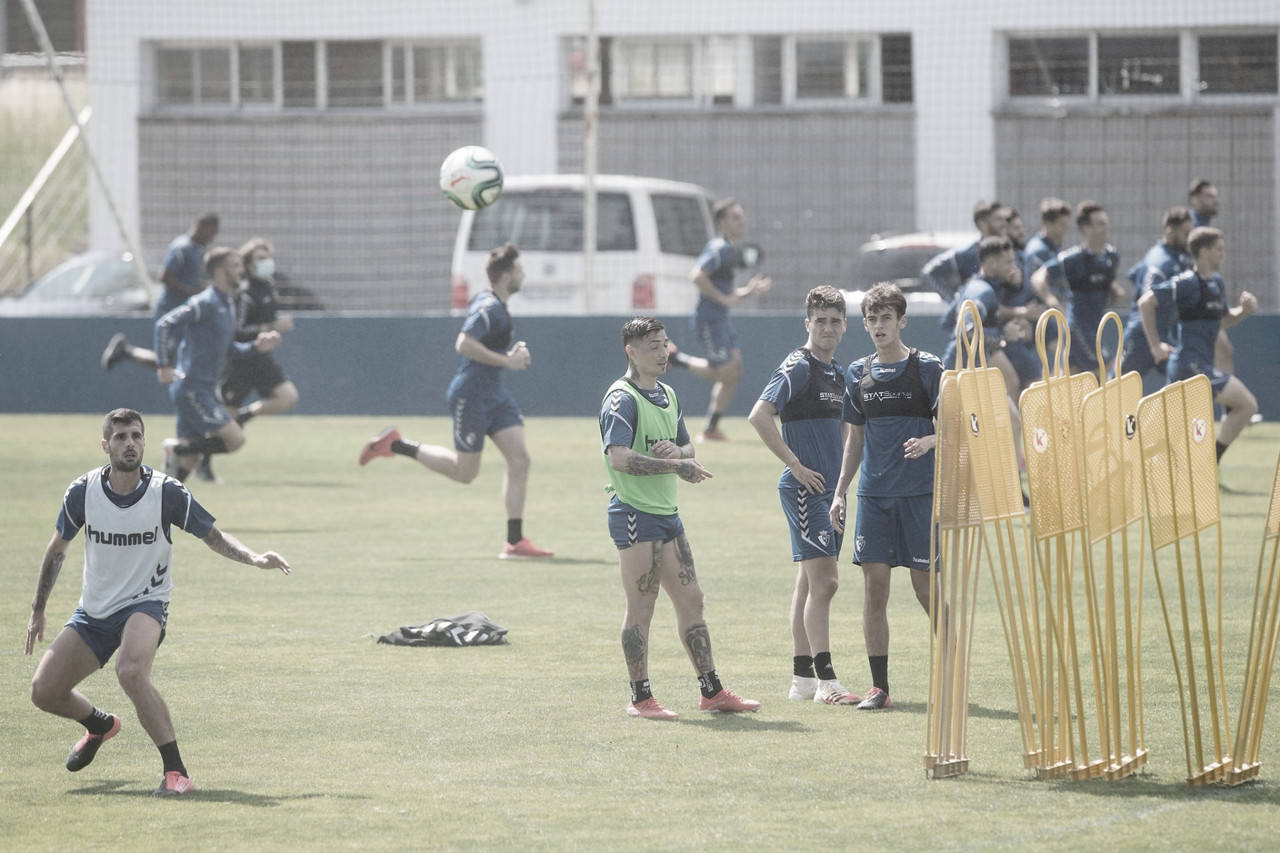 Osasuna vuelve a entrenar tras la
visita al Reale Arena Osasuna vuelve a entrenar tras la
visita al Reale Arena