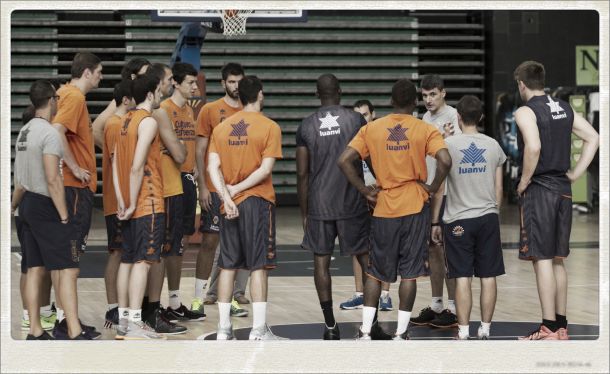 Septiembre entrenamiento para la prensa en Valencia Basket
