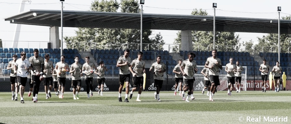 El Real Madrid regresa a los entrenamientos tras su victoria ante el Valencia