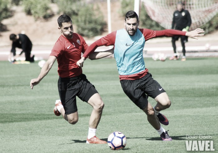 El Almería completa un nuevo entrenamiento con las miras puestas en el Levante