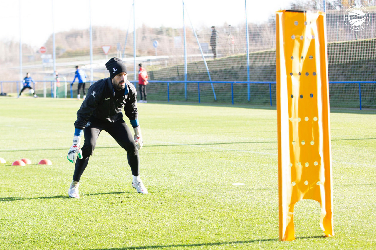 El Deportivo Alavés prepara el partido frente a la SD Eibar El Deportivo Alavés prepara el partido frente a la SD Eibar