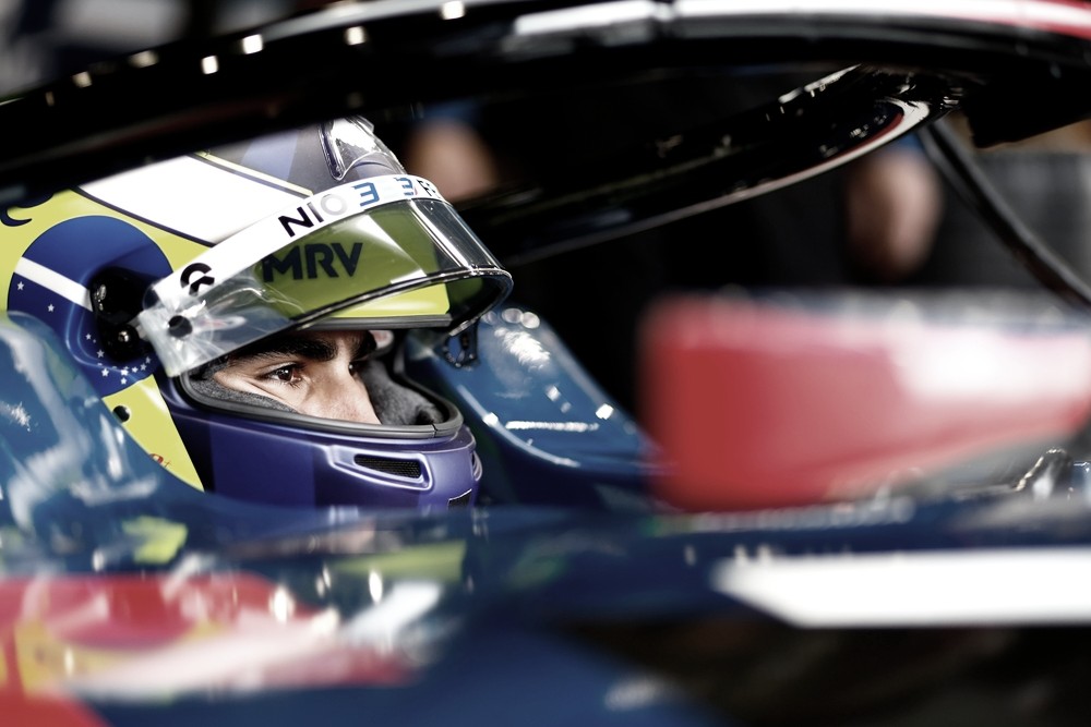 Fórmula E: Sérgio Sette Câmara e Dan Ticktum seguem na NIO para a próxima temporada