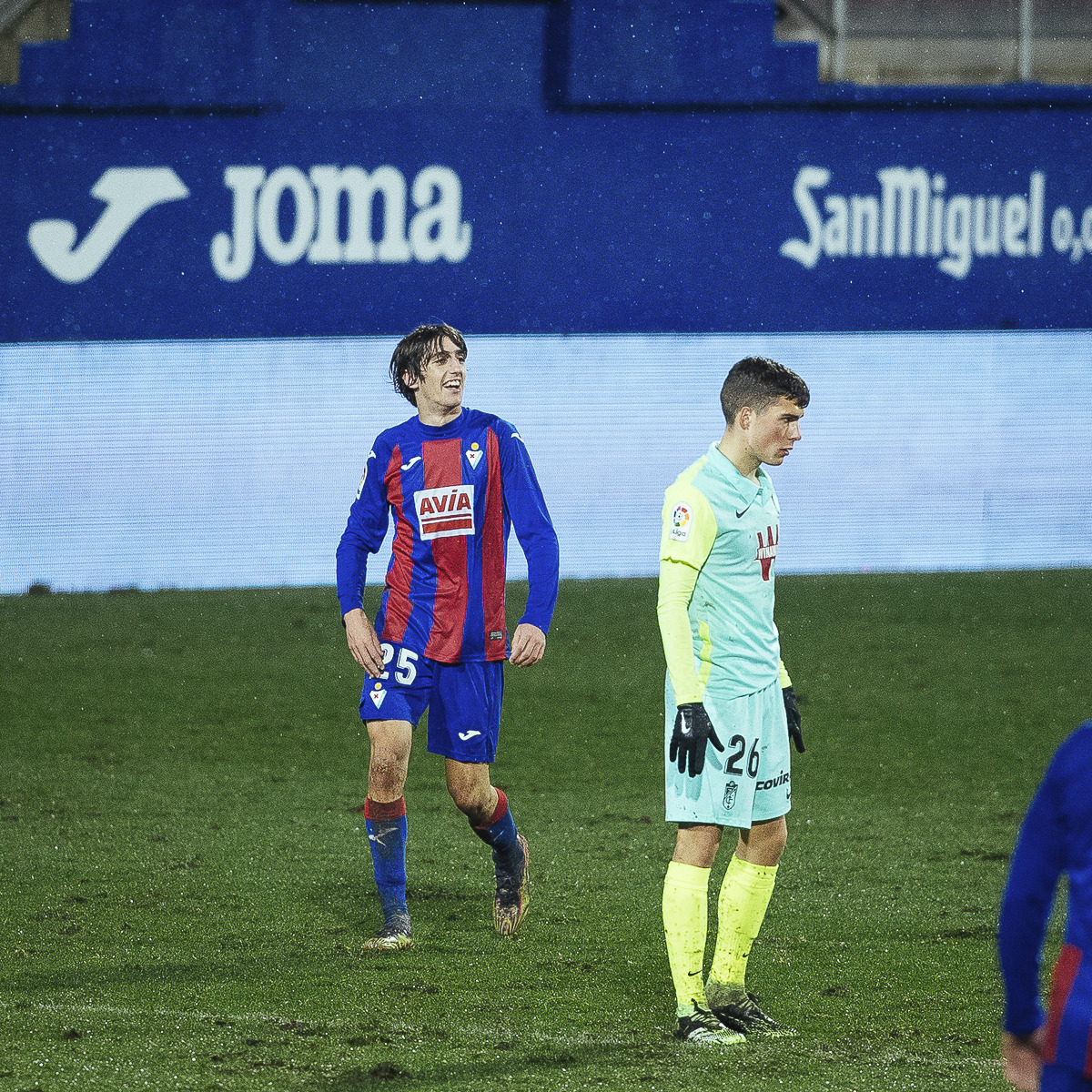 Bryan Gil ajusticia al Granada CF en el maldito Ipurua