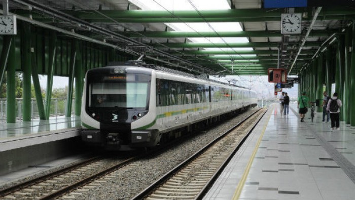 El metro de Medellín extenderá su horario por DIM vs Emelec