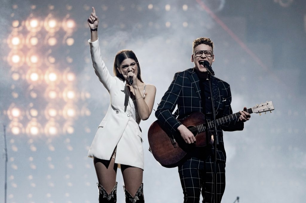 Dinamarca dijo “Yes” a Eurovisión con Ben & Tan con un estadio vacío por pandemia
