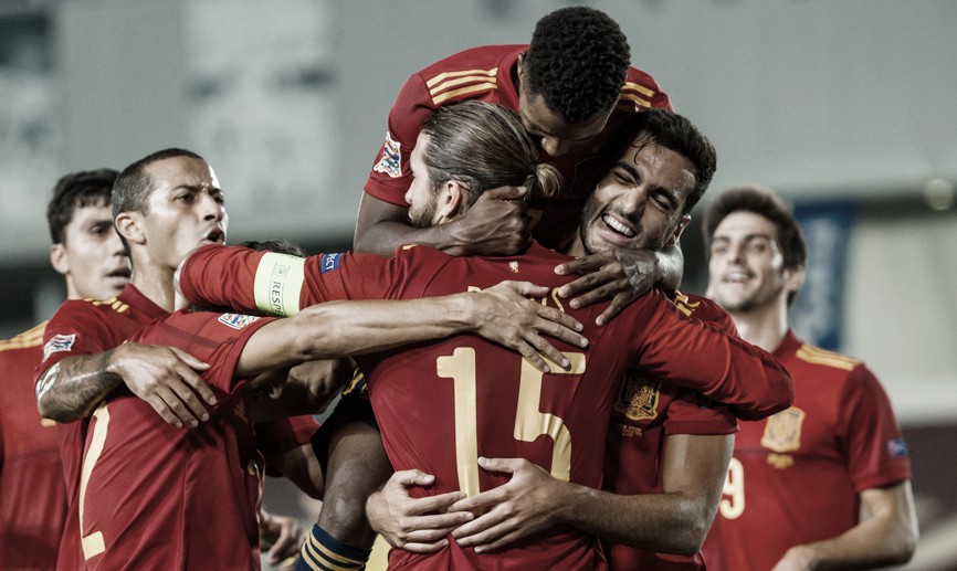 Espanha domina Ucrânia e lidera grupo da Alemanha na Nations League