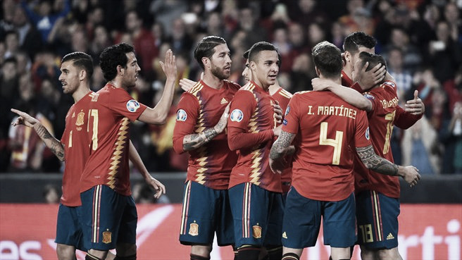 España pone la directa a la Eurocopa 2020